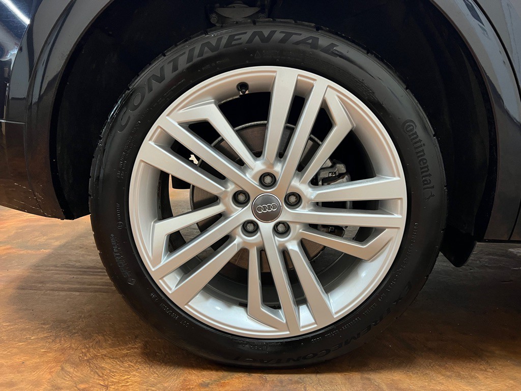 2018 Audi Q5 Image 12