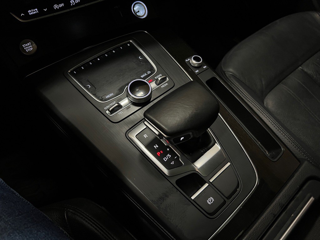 2018 Audi Q5 Image 27