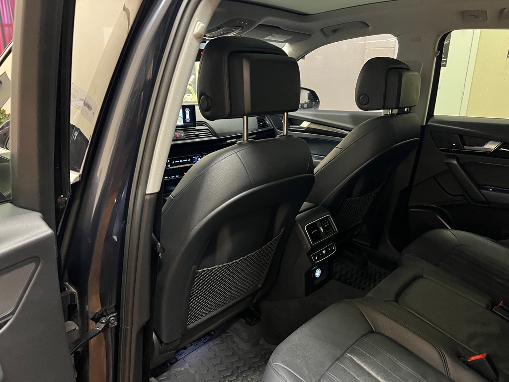 2018 Audi Q5 Image 32