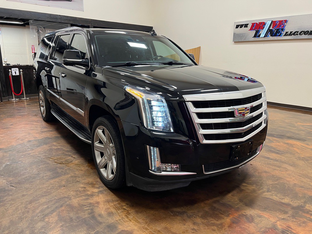 2020 Cadillac Escalade Image 3