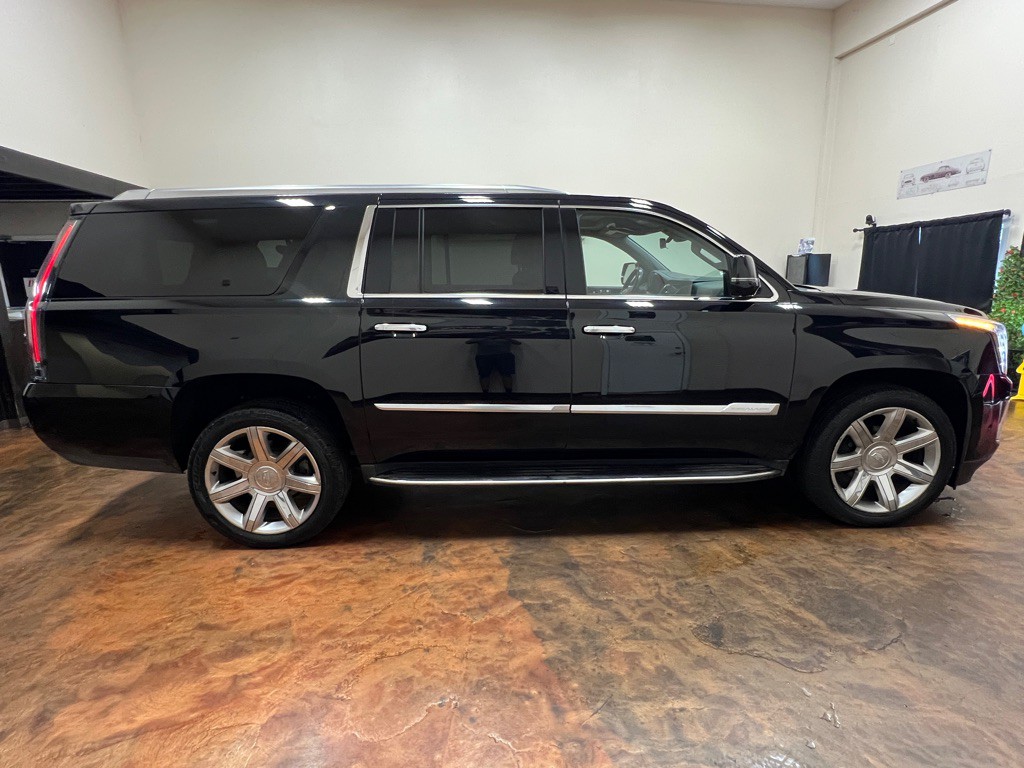 2020 Cadillac Escalade Image 10