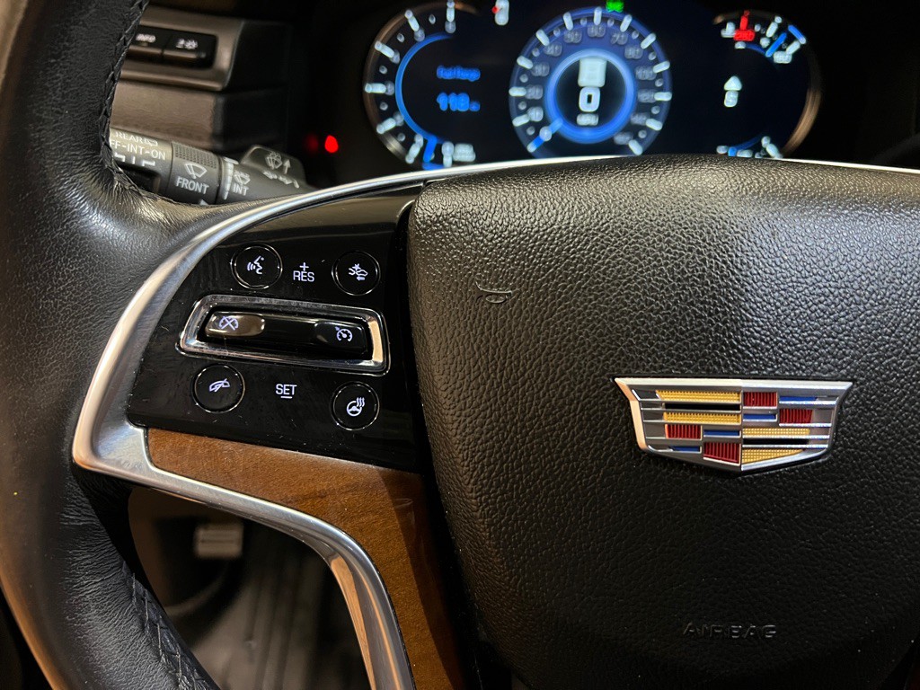 2020 Cadillac Escalade Image 17