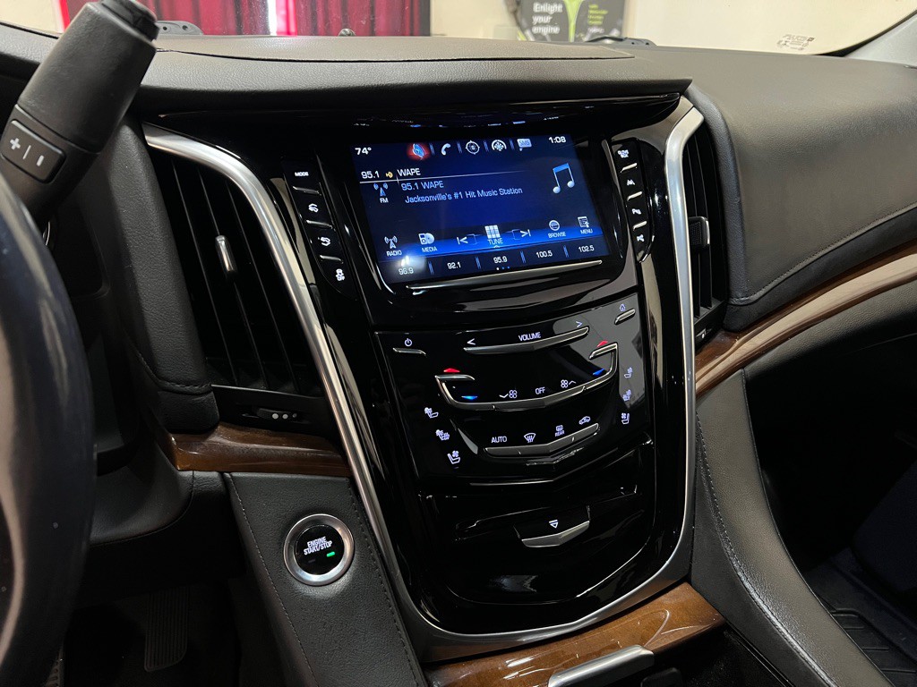 2020 Cadillac Escalade Image 23