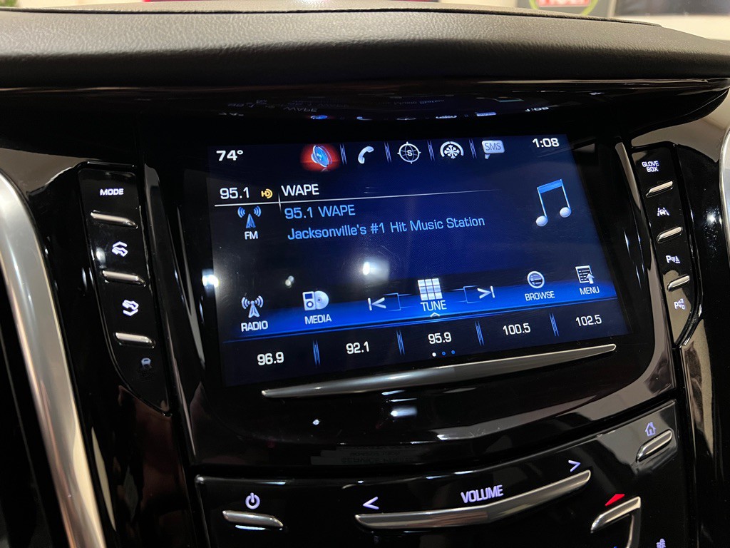 2020 Cadillac Escalade Image 24