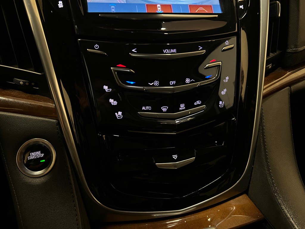 2020 Cadillac Escalade Image 26