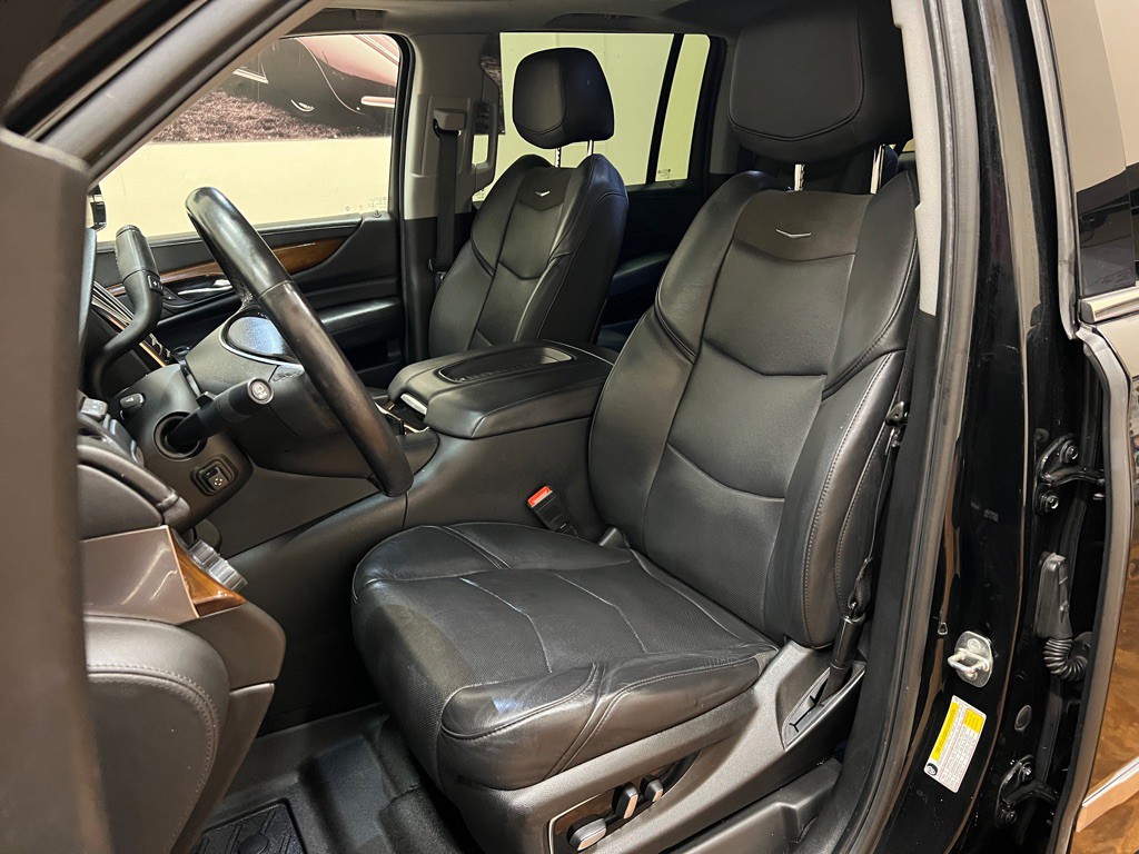 2020 Cadillac Escalade Image 29