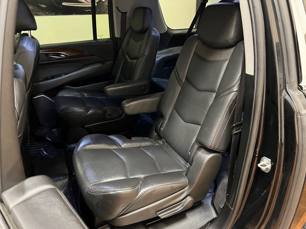 2020 Cadillac Escalade Image 31