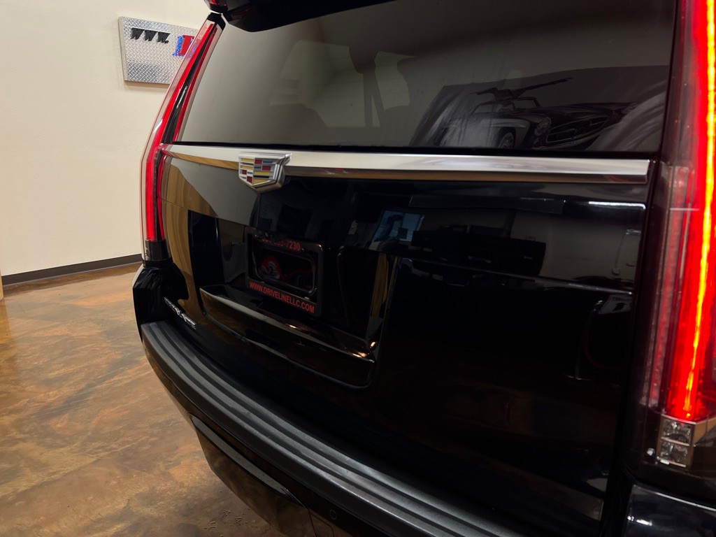2020 Cadillac Escalade Image 47