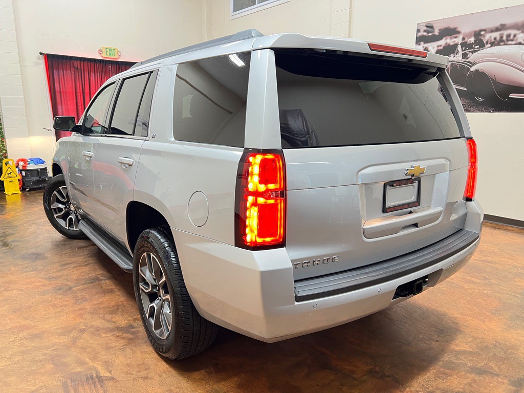 2020 Chevrolet Tahoe Image 2