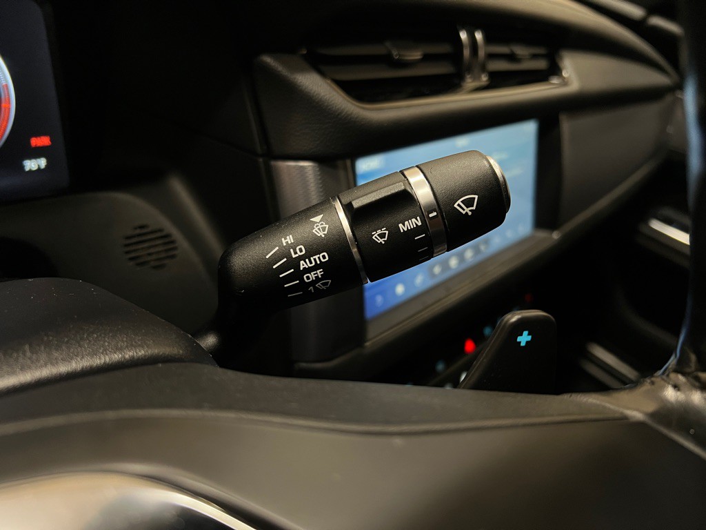 2017 Jaguar XF Image 19