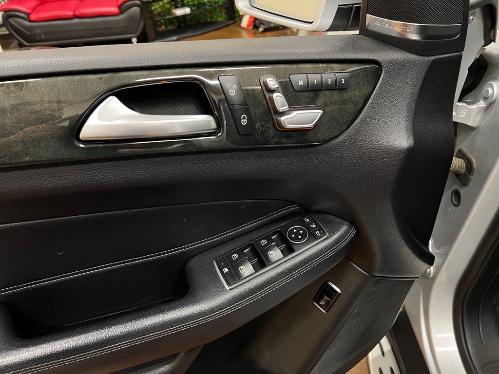 2019 Mercedes-Benz GLS-Class Image 30