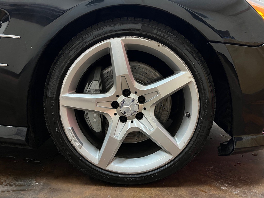 2013 Mercedes-Benz SL-Class Image 11