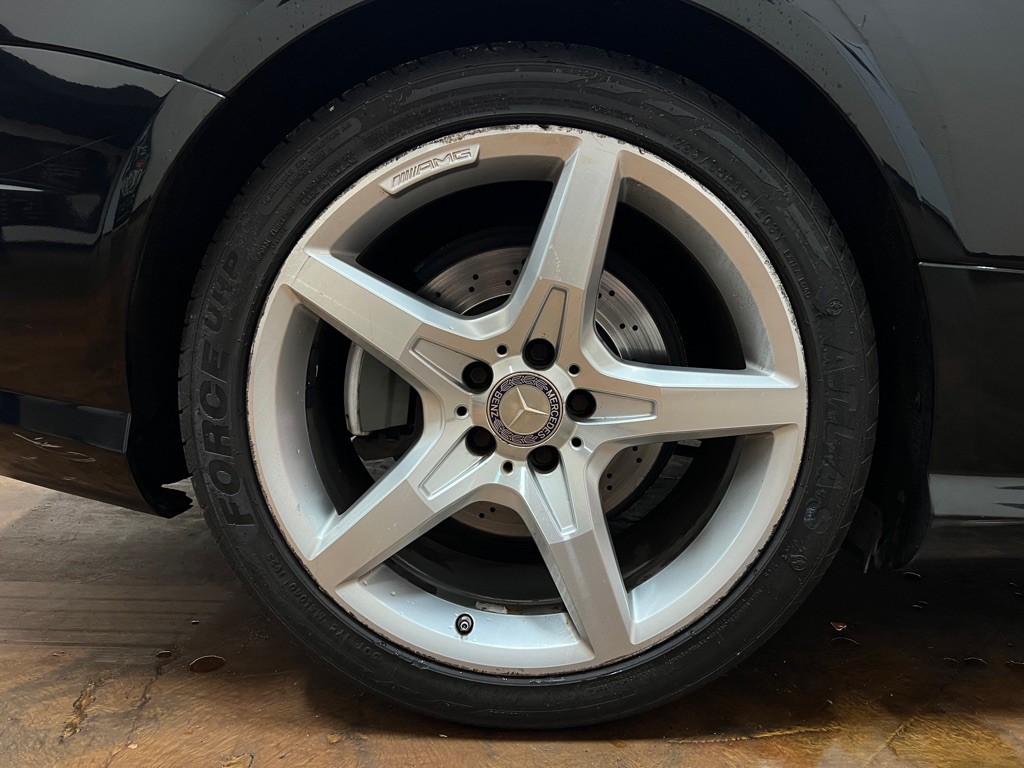 2013 Mercedes-Benz SL-Class Image 12