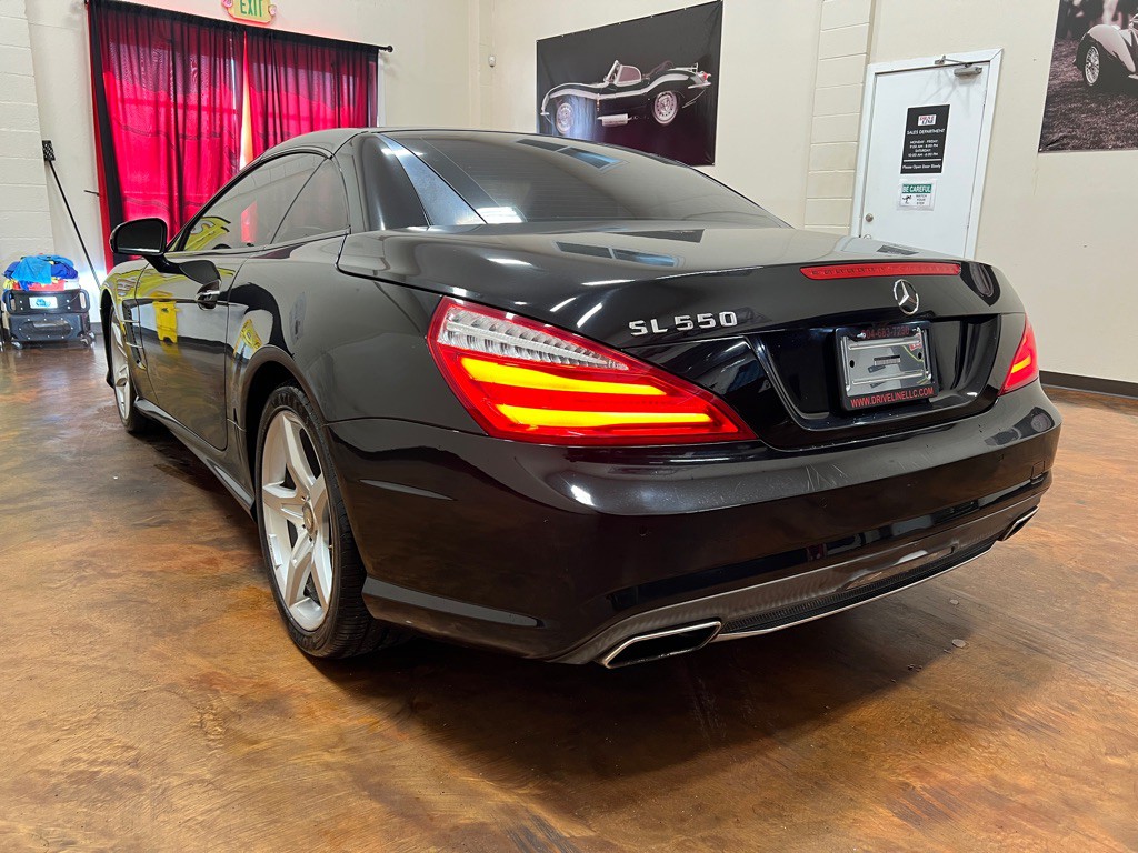 2013 Mercedes-Benz SL-Class Image 17