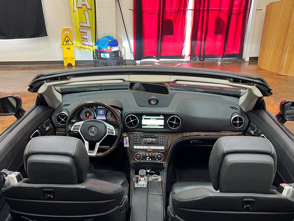 2013 Mercedes-Benz SL-Class Image 22