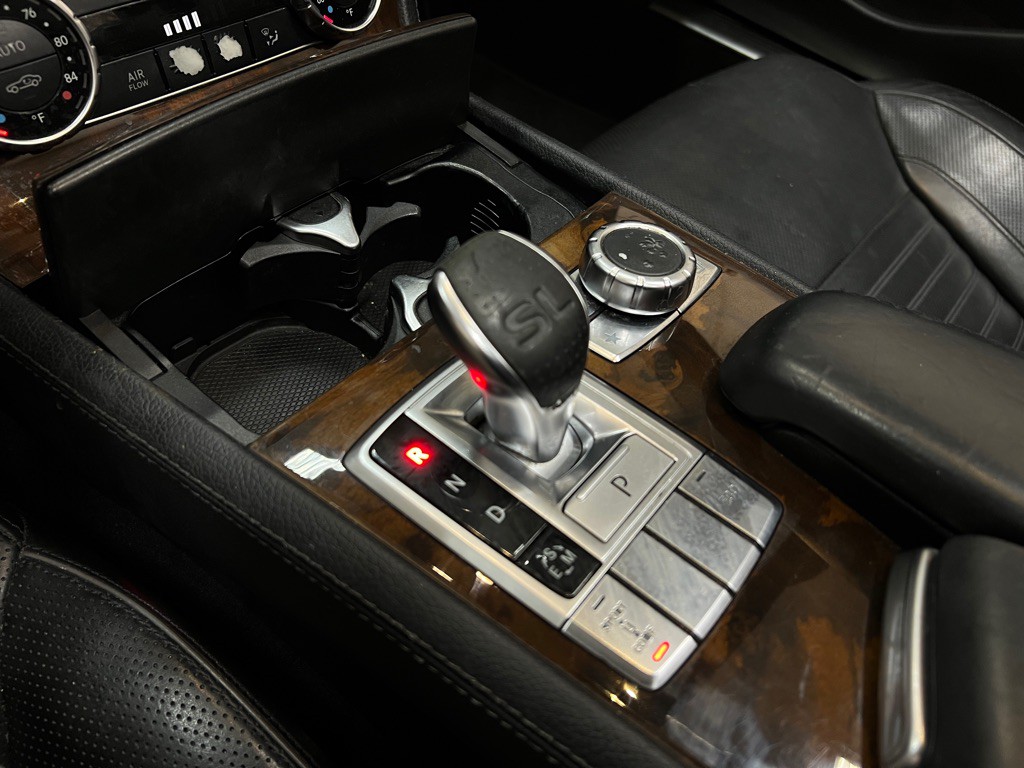 2013 Mercedes-Benz SL-Class Image 33