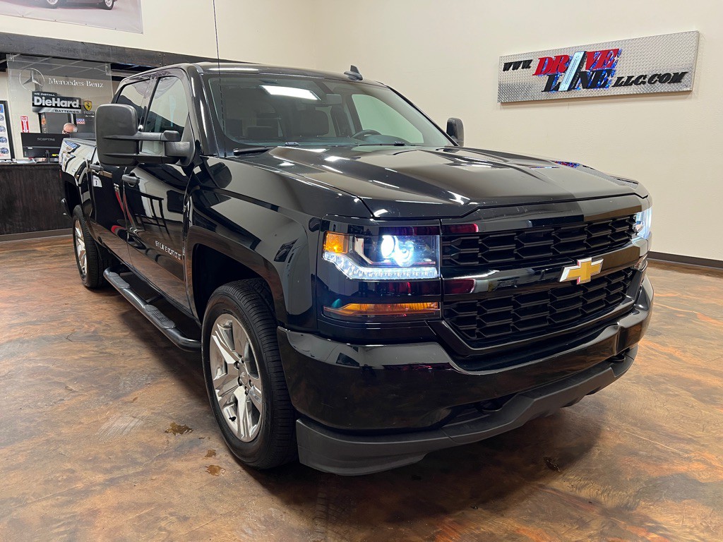2018 Chevrolet Silverado 1500 Image 3