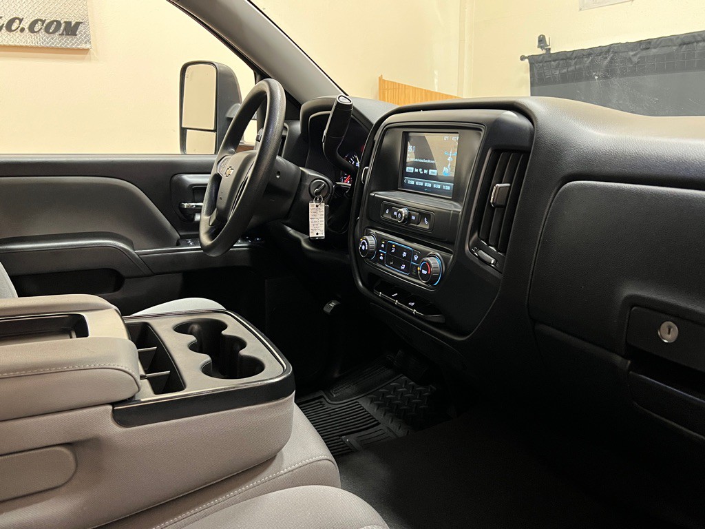 2018 Chevrolet Silverado 1500 Image 17