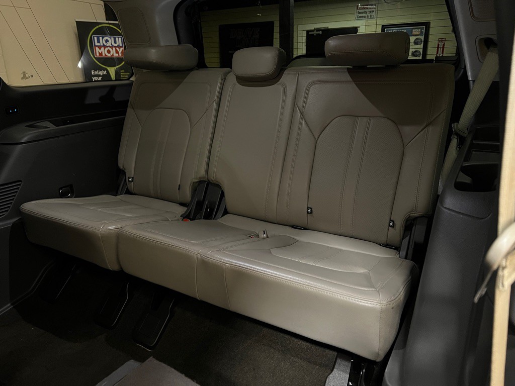 2020 Ford Expedition Image 32
