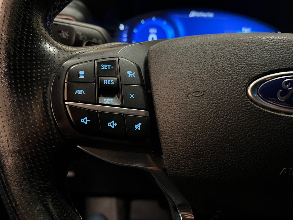 2020 Ford Explorer Image 17