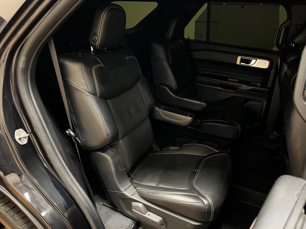 2020 Ford Explorer Image 36