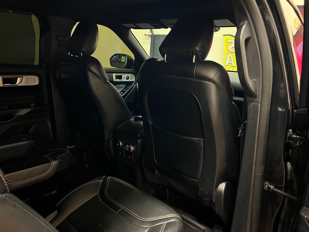 2020 Ford Explorer Image 37