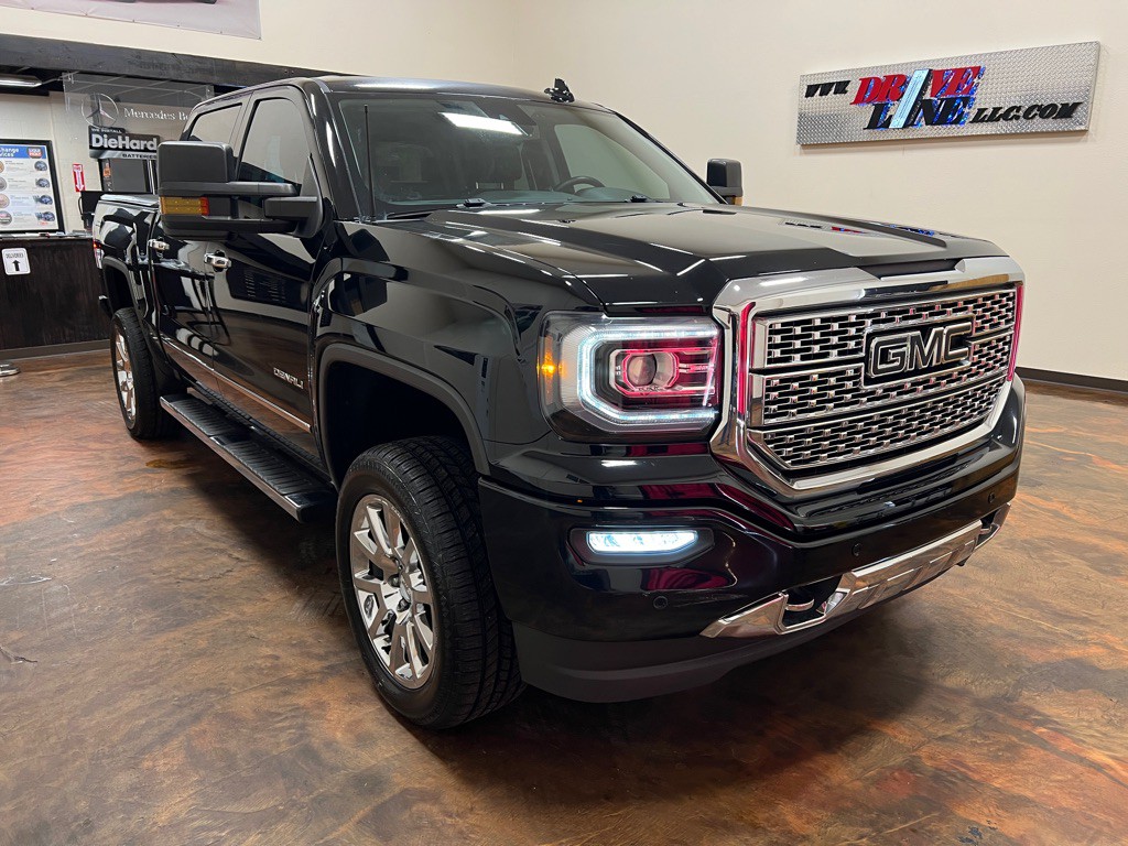 2017 GMC Sierra Image 3