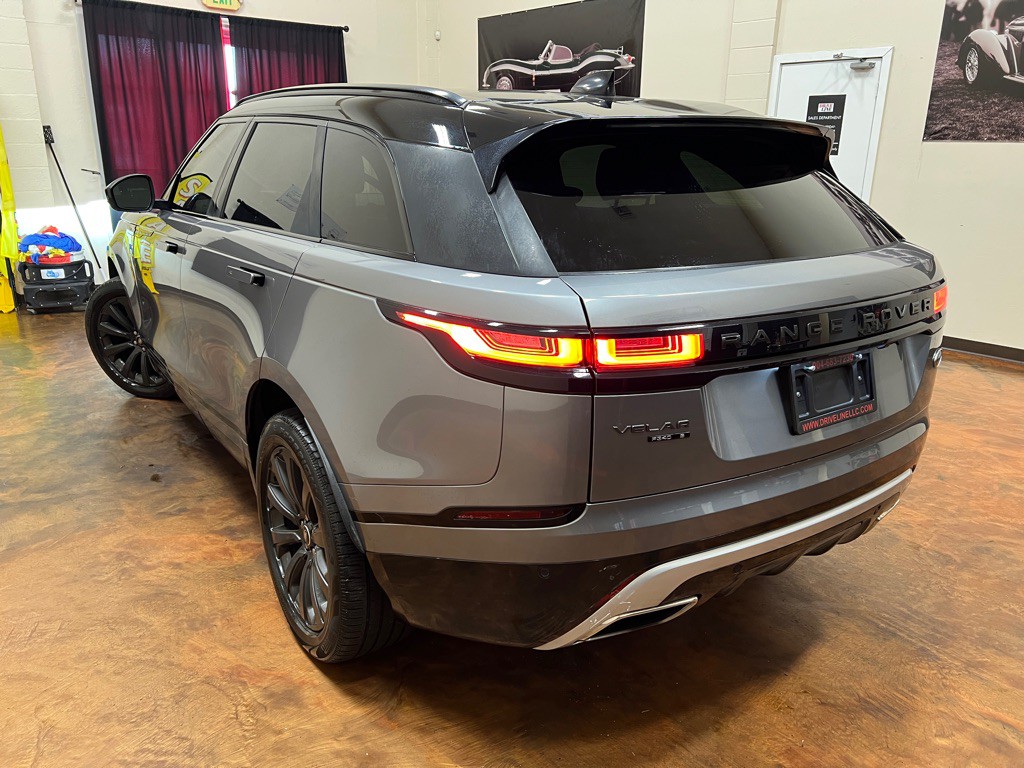 2020 Land Rover Range Rover Image 2