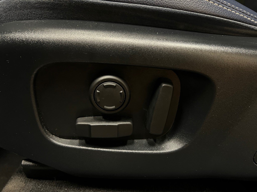 2020 Land Rover Range Rover Image 27