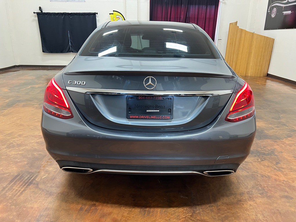 2017 Mercedes-Benz C-Class Image 7