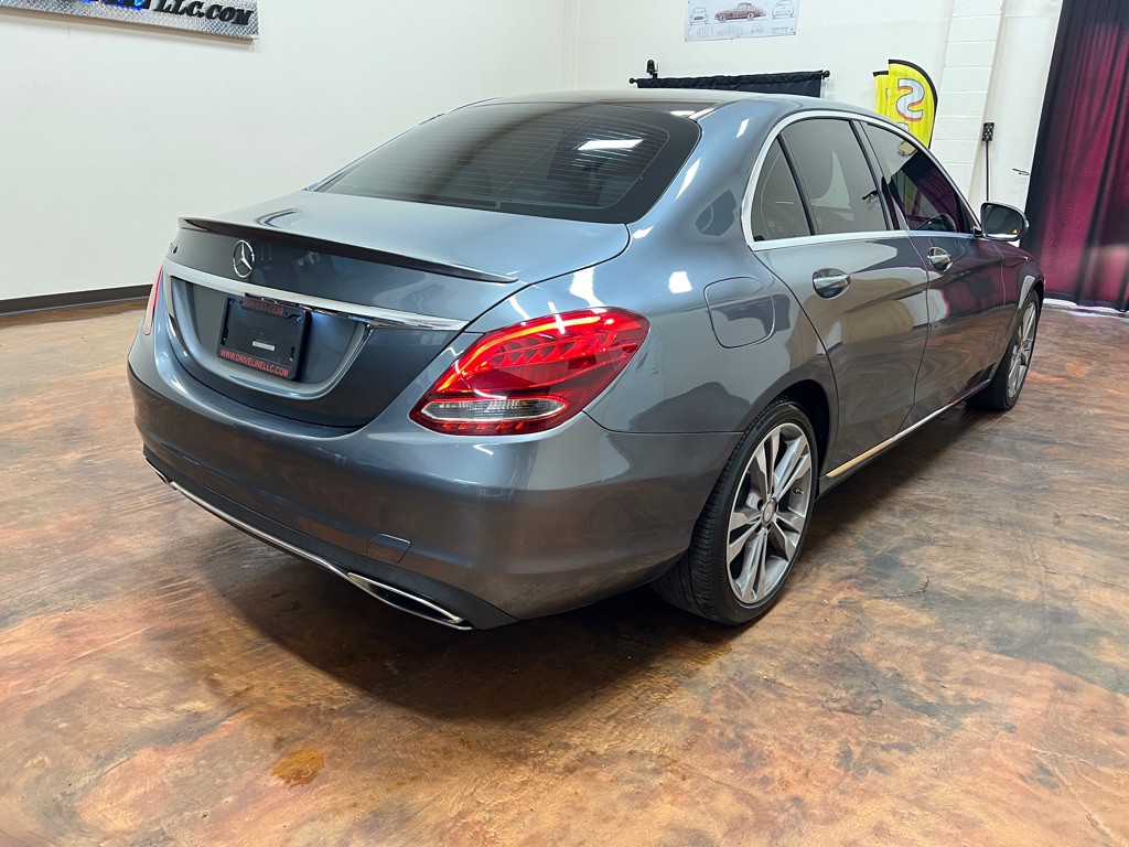 2017 Mercedes-Benz C-Class Image 8