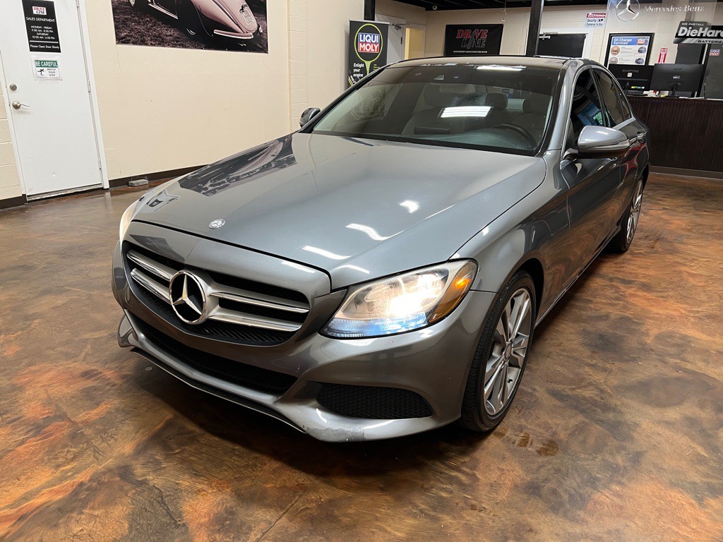 2017 Mercedes-Benz C-Class Image 44