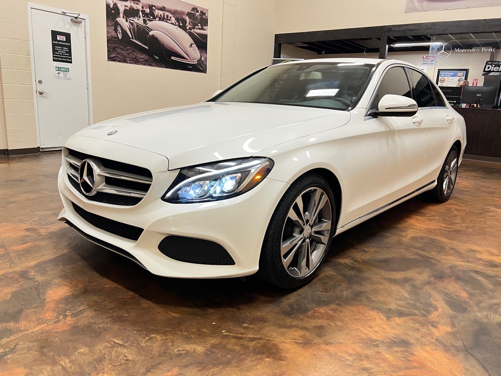 2016 Mercedes-Benz C-Class Image 5