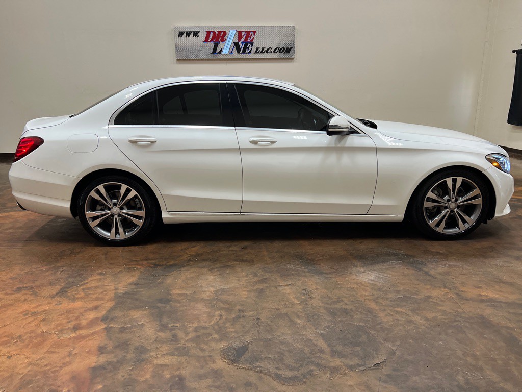 2016 Mercedes-Benz C-Class Image 10