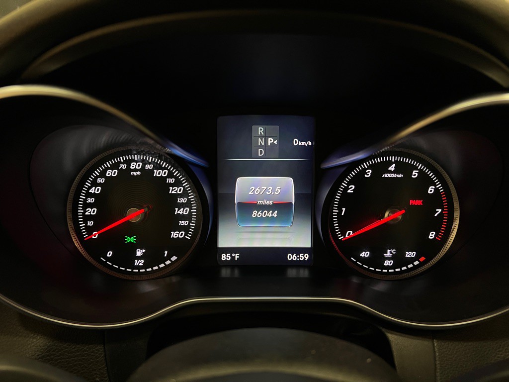 2016 Mercedes-Benz C-Class Image 16