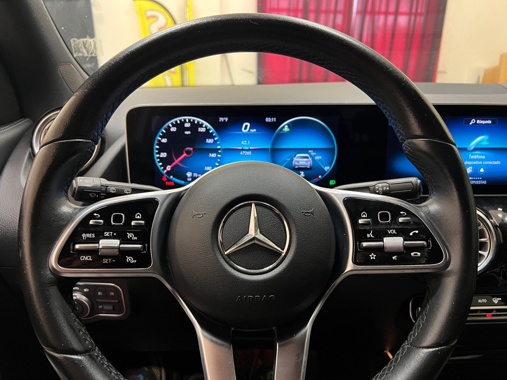 2021 Mercedes-Benz GLA-Class Image 18