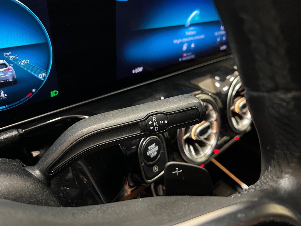 2021 Mercedes-Benz GLA-Class Image 21