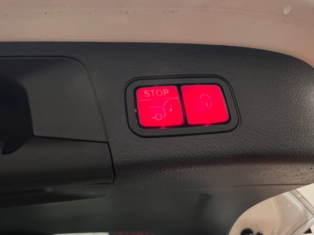 2021 Mercedes-Benz GLA-Class Image 36