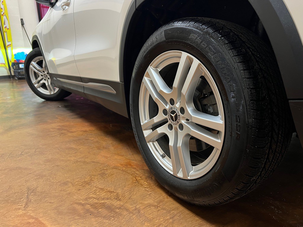 2021 Mercedes-Benz GLA-Class Image 41