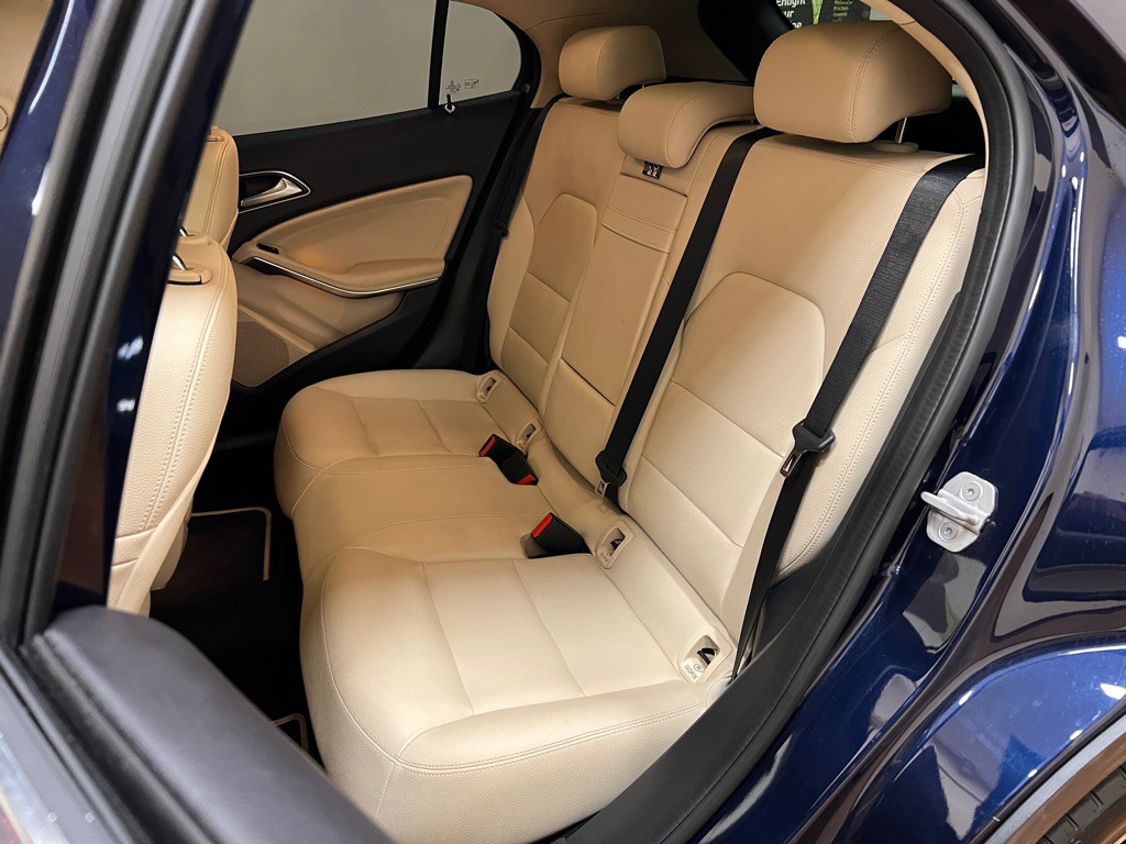2018 Mercedes-Benz GLA-Class Image 30