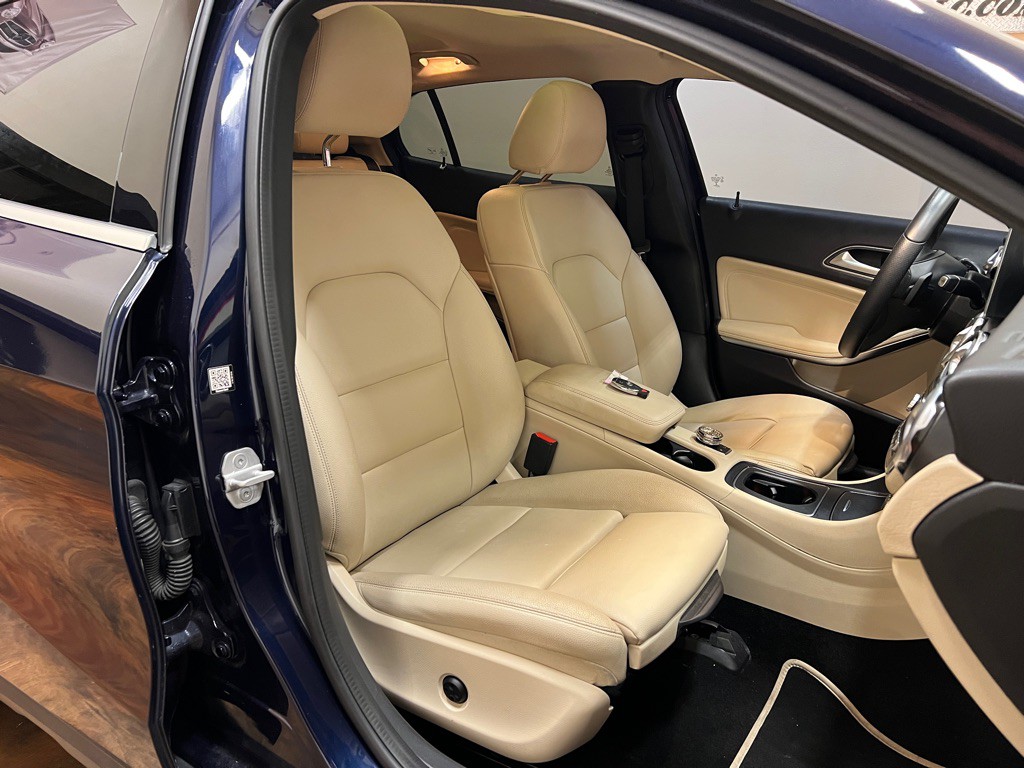 2018 Mercedes-Benz GLA-Class Image 33