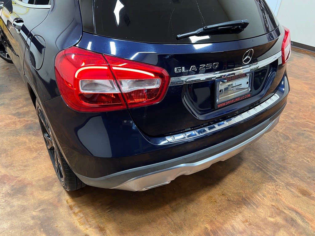 2018 Mercedes-Benz GLA-Class Image 42