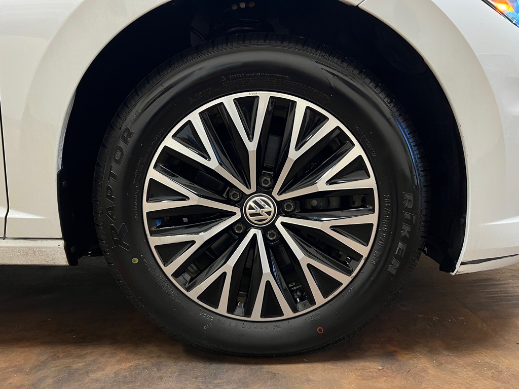 2019 Volkswagen Jetta Image 11