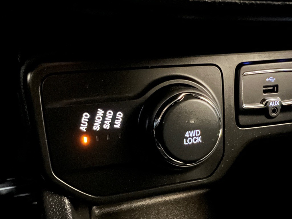 2020 Jeep Renegade Image 28