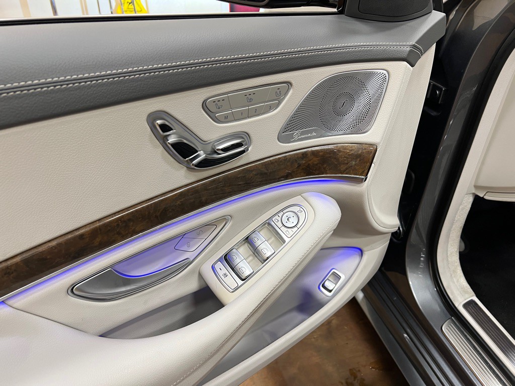 2017 Mercedes-Benz S-Class Image 30