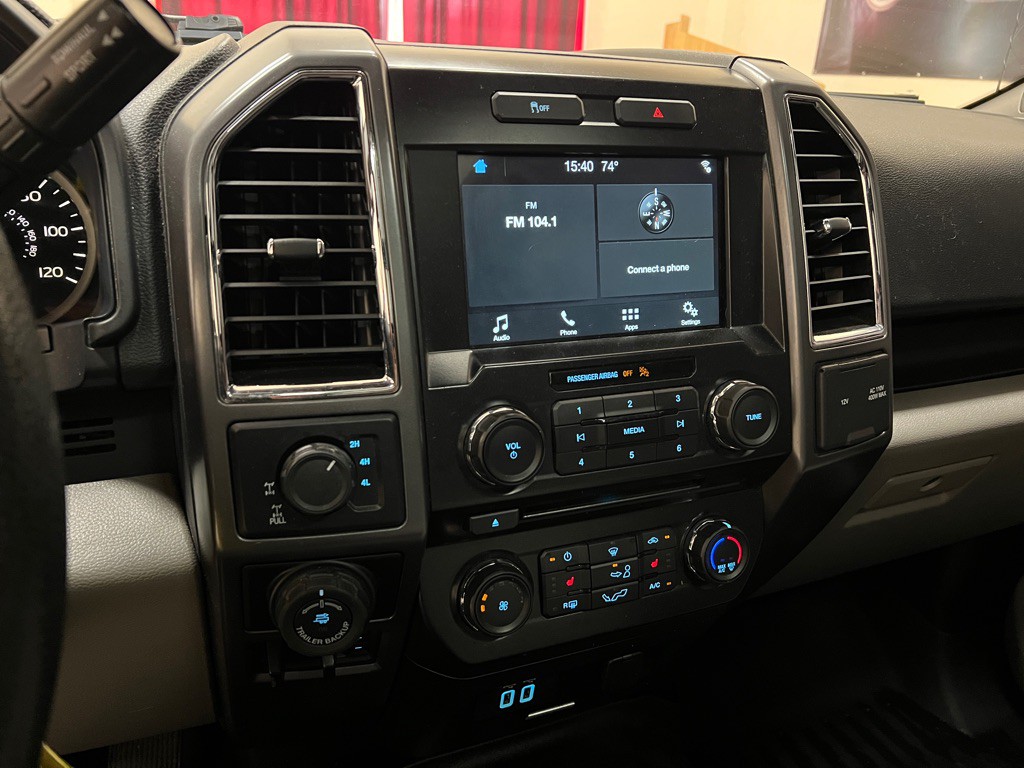 2016 Ford F-150 Image 25