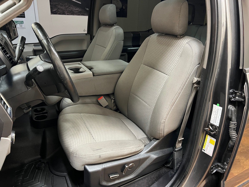2016 Ford F-150 Image 32