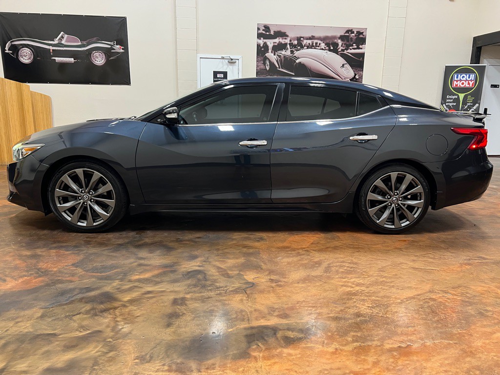 2016 Nissan Maxima Image 6