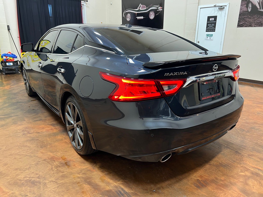2016 Nissan Maxima Image 7
