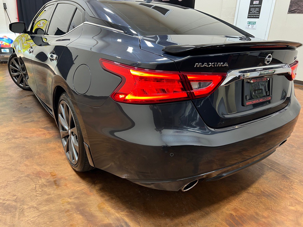 2016 Nissan Maxima Image 38